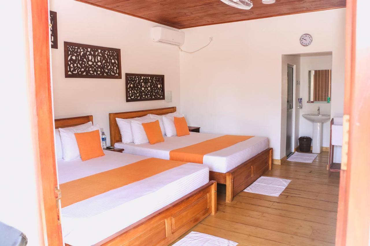 Anb Surf View Hotel Тангале Екстериор снимка